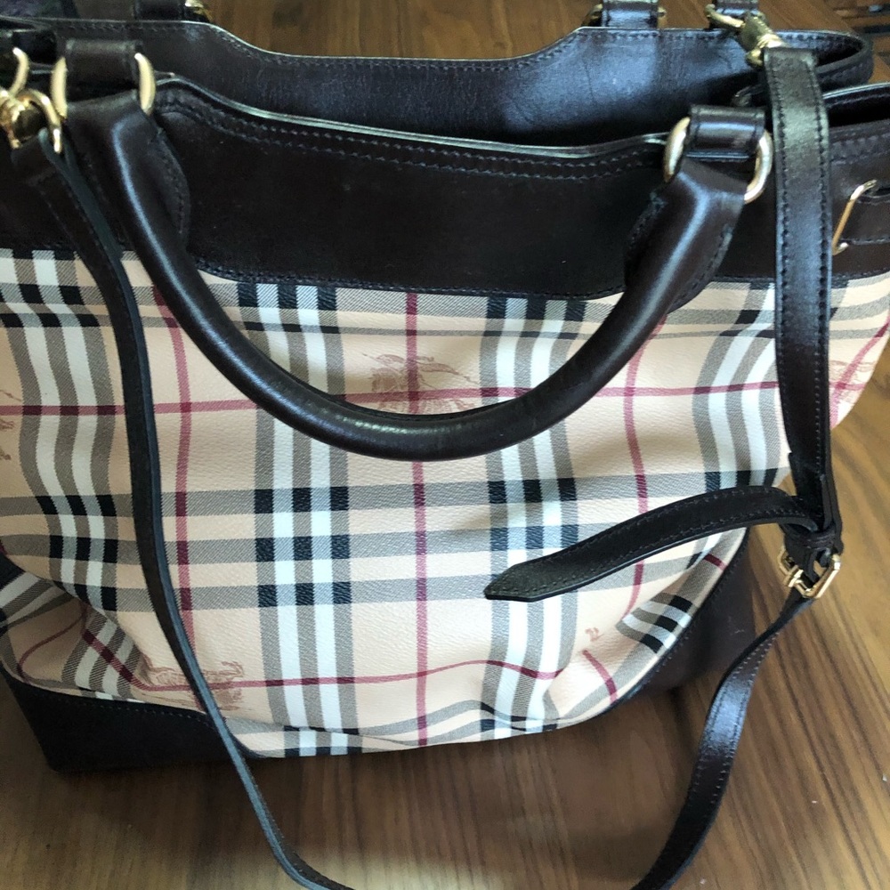 Burberry Haymaker Med Hepburn Tote